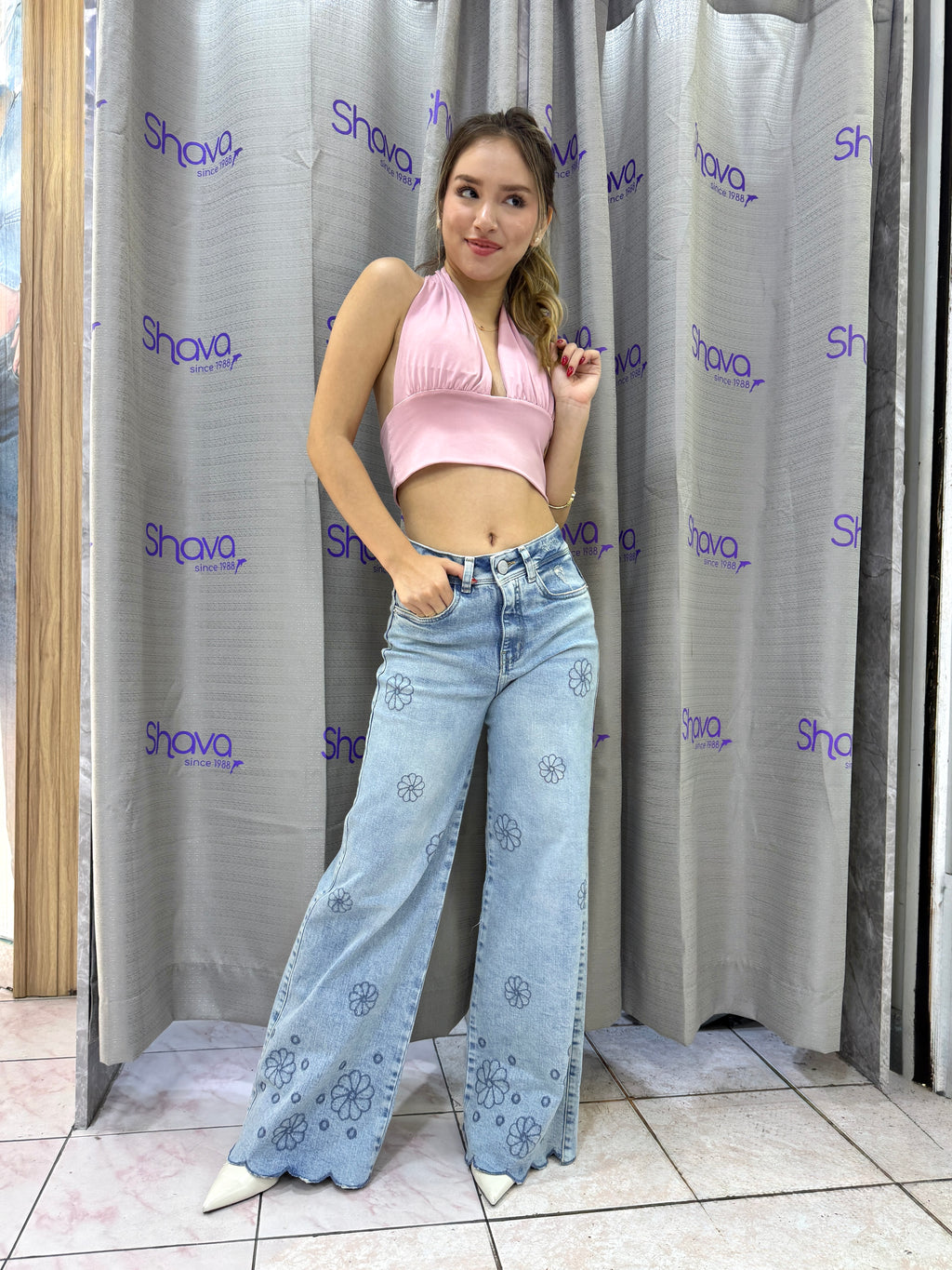 Wide Leg Flower